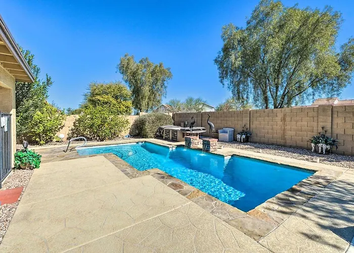 Holiday home 'bella Casa' W/ Pool & Hot Tub! *